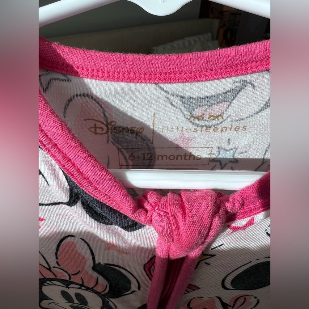 Little Sleepies Disney Minnie Forever Pink Zippy Pajamas Size 6-12 Months GUC - Picture 2 of 10